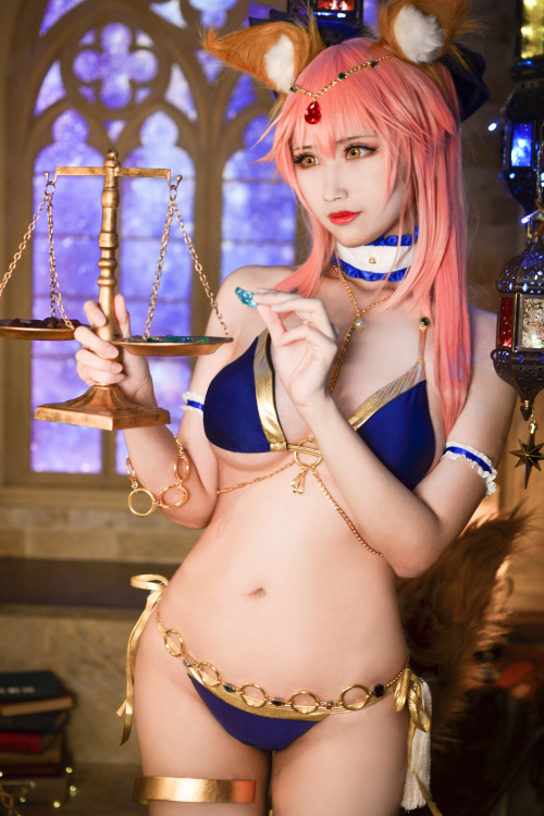 Read more about the article KaYa萱 Cosplay 玉藻前 舞娘Ver